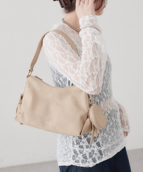 mystic(ミスティック)の「26AW lotiビーンズミラーポーチバッグ(ショルダーバッグ・レディース・ベージュ・ONE SIZE)」の2枚目の写真