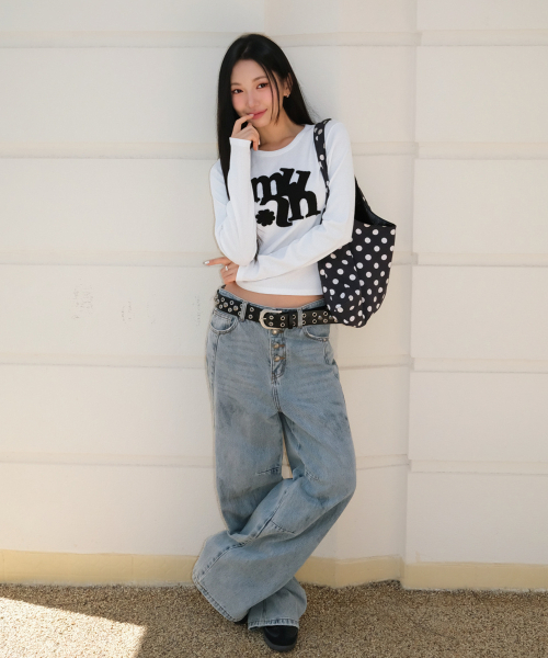 muahmuah（ムーアムーア）の「ヴィンテージ アップリケ ロゴ ロングスリーブ [ホワイト]（Tシャツ/カットソー・レディース・その他・FREE）」の7枚目の写真
