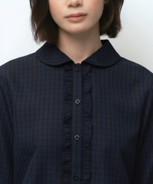 MUSINSA STANDARD WOMAN（ムシンサスタンダードウーマン）の「[オヘシオコラボ] チェックフリルブラウス [ネイビー]（シャツ/ブラウス・レディース・その他・SMALL/MEDIUM）」の5枚目の写真