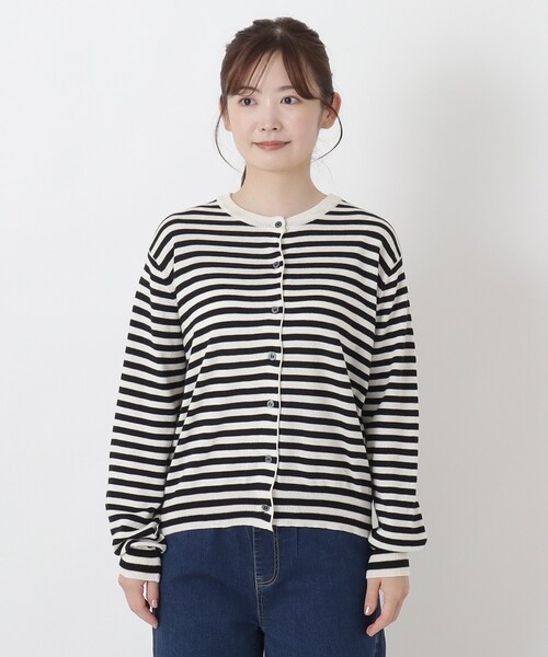 one'sterrace(ワンズテラス)の「クルーネック長袖カーディガン(カーディガン/ボレロ・レディース・その他/グリーン系その他6/ブラック系8・02)」の4枚目の写真