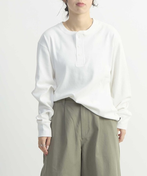 CONVERSE TOKYO(コンバーストウキョウ)の「WAFFLE HENLEY NECK LONG SLEEVE TEE(Tシャツ/カットソー・メンズ・ホワイト/ブラック・MEDIUM)」の1枚目の写真
