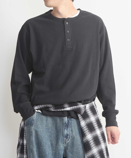 CONVERSE TOKYO(コンバーストウキョウ)の「WAFFLE HENLEY NECK LONG SLEEVE TEE(Tシャツ/カットソー・メンズ・ホワイト/ブラック・MEDIUM)」の10枚目の写真