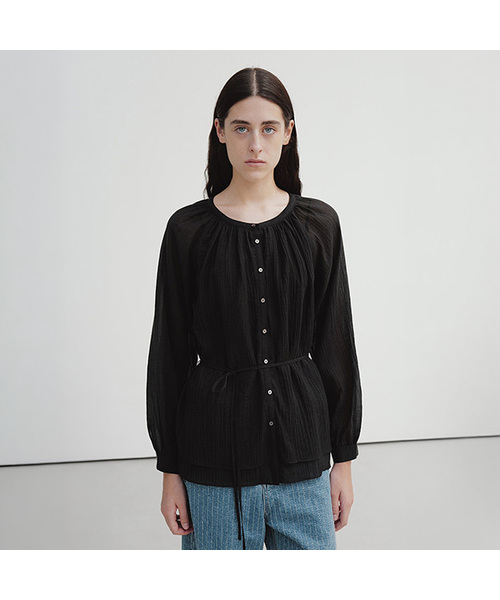 MOHAN（モハン）の「TIF シャーリングレイヤードブラウス_2色（シャツ/ブラウス・レディース・アイボリー/ブラック・SMALL/MEDIUM）」の2枚目の写真