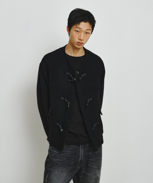 ENDOOR（エンドア）の「MORROW フード付きダッフルショートコート（ブラック）（ダッフルコート・レディース・ブラック・MEDIUM/LARGE）」の9枚目の写真