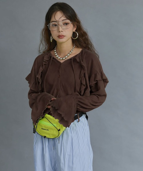 bohmal(ボマール)の「シアーワッフルVネックフリルカラートップス(Tシャツ/カットソー・レディース・ライム/ピンク/ブラウン/オフホワイト/パープル・FREE)」の13枚目の写真