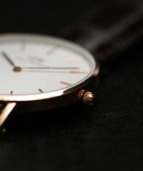 Daniel Wellington（ダニエルウェリントン）の「Daniel Wellington/ Classic York（アナログ腕時計・メンズ・ダークブラウン・FREE）」の8枚目の写真