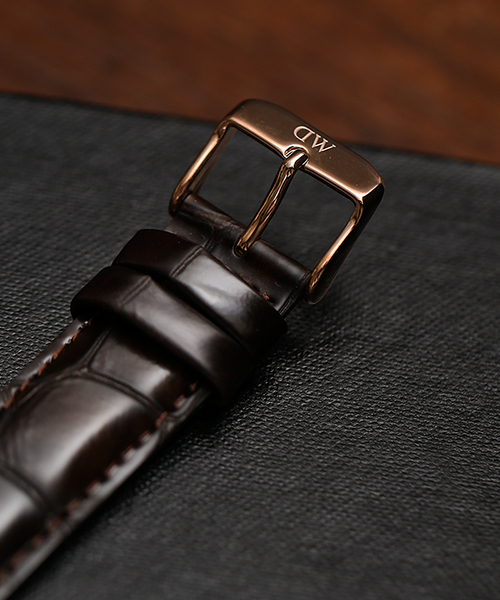 Daniel Wellington（ダニエルウェリントン）の「Daniel Wellington/ Classic York（アナログ腕時計・メンズ・ダークブラウン・FREE）」の10枚目の写真