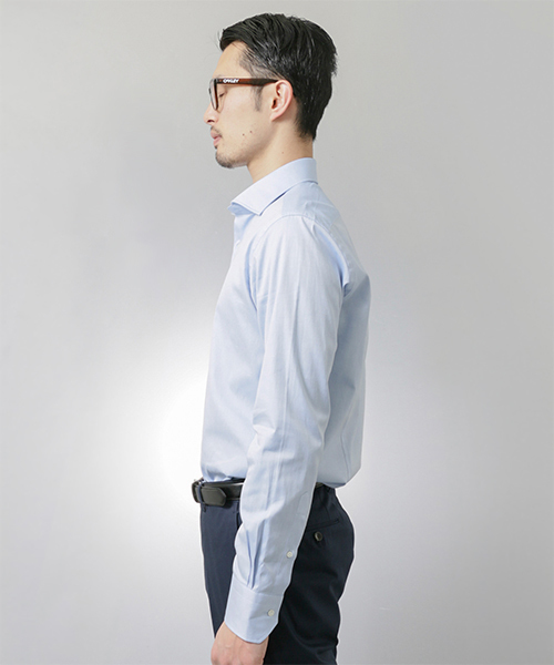 URBAN RESEARCH(アーバンリサーチ)の「UR TAILOR ワードローブシャツ(シャツ/ブラウス・メンズ・ホワイト/ブルー・39/38/41/40)」の21枚目の写真