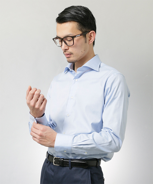 URBAN RESEARCH(アーバンリサーチ)の「UR TAILOR ワードローブシャツ(シャツ/ブラウス・メンズ・ホワイト/ブルー・39/38/41/40)」の16枚目の写真