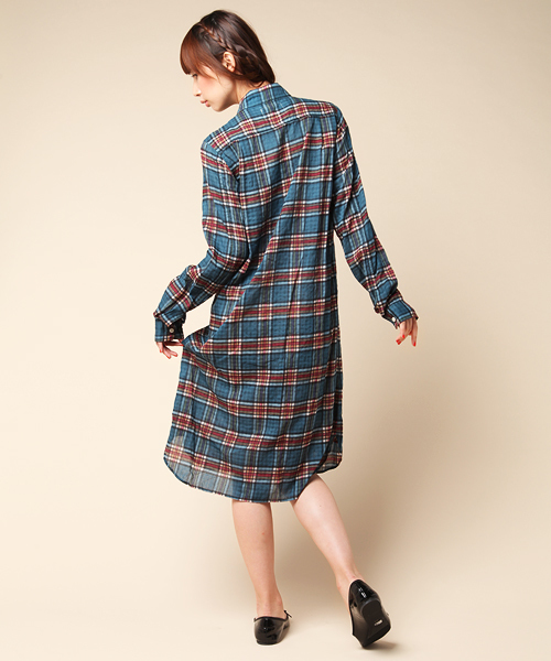 alcali（アルカリ）の「持田香織×岡本純子×alcali コラボ シャツ