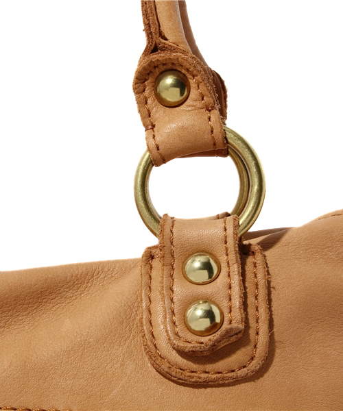 alcali（アルカリ）の「LINEA PELLE /  ショルダーバッグ（ショルダーバッグ・レディース・ブラック/キャメル・FREE）」の4枚目の写真