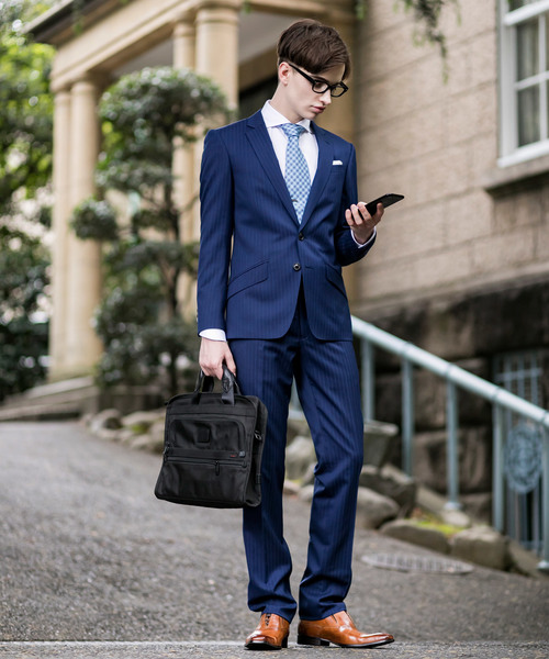 Buffalo Bobs(バッファローボブズ)の「NEW YORKER-PROFESSOR(ニューヨーカー プロフェッサー)シャドーストライプ 2B スーツ(セットアップ・メンズ・ブラック/ブルー・1/S/2/M)」の17枚目の写真