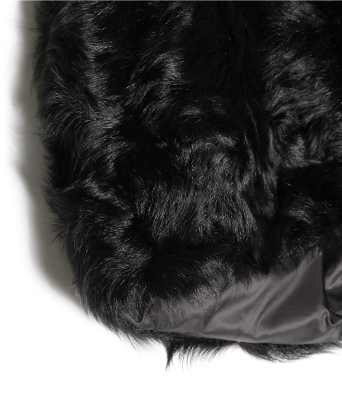 GRACE CONTINENTAL（グレースコンチネンタル）の「ラムファーダウン