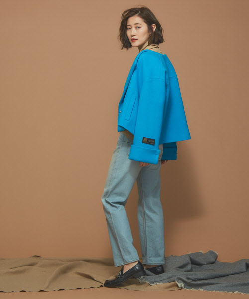 Abahouse Devinette(ドゥヴィネット)の「ダブルカフスメルトンコート(その他アウター・レディース・ブラック/ブルー・38/36)」の5枚目の写真