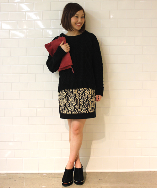 mystic（ミスティック）の「裏毛×レースタイトスカート（スカート・レディース・ブラック/オフホワイト/グレー・ﾌﾘ-）」の2枚目の写真