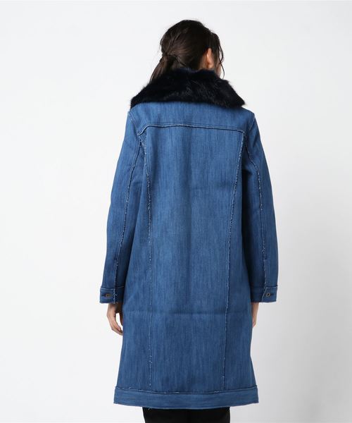 Levi's Made & Crafted(リーバイスメイドアンドクラフテッド)の「LEVI'S(R) MADE & CRAFTED(R) TRUCKER TRENCH BONDED INDIGO INDIGO(トレンチコート・レディース・ブルー・S/XS)」の3枚目の写真