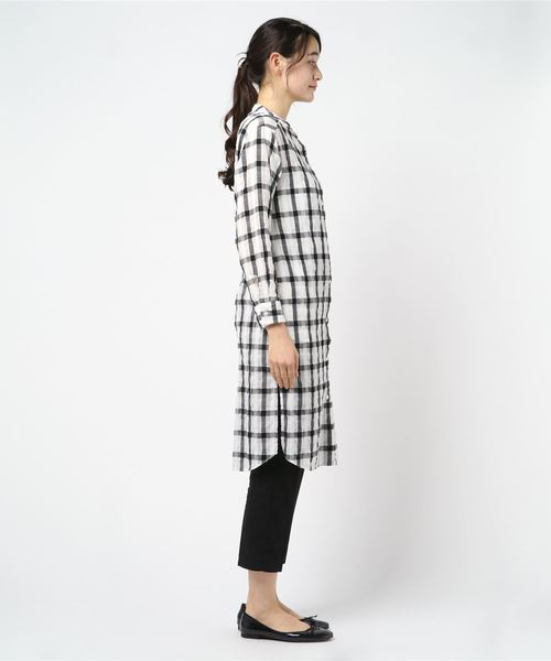 FLUID（フルイド）の「Fluid.(フルイド)チェックロングシャツ LFD19S7525（シャツ/ブラウス・レディース・ホワイト/ブラック・1/2）」の4枚目の写真