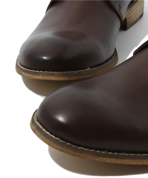 NANO universe（ナノユニバース）の「PETER&CO. / レザーチャッカブーツ（ブーツ・メンズ・ブラック/キャメル/ダークブラウン・40/41/42）」の8枚目の写真