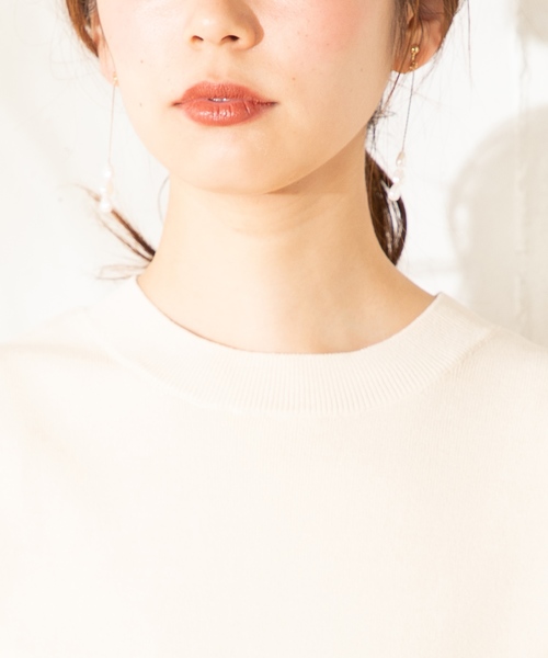 natural couture(ナチュラルクチュール)の「前後2WAY三角あきニット(ニット/セーター・レディース・ブラック/オフホワイト/ピンクベージュ・FREE)」の15枚目の写真