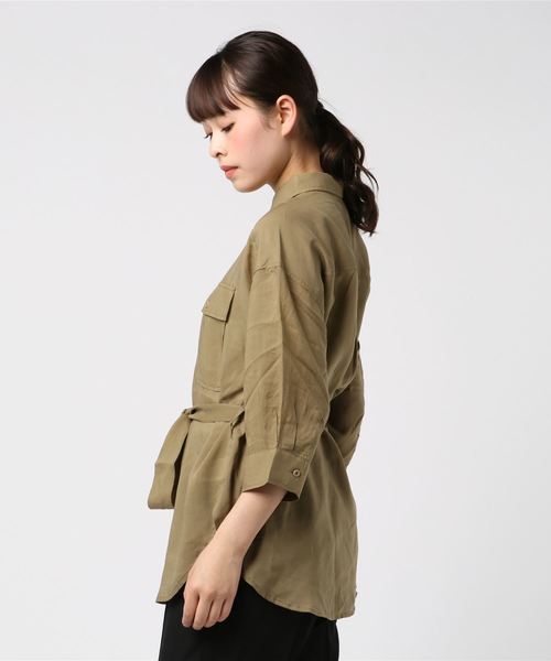 DISCOAT（ディスコート）の「テンセルミリタリー両ポケシャツ（シャツ/ブラウス・レディース・ベージュ/カーキ・MEDIUM/LARGE）」の3枚目の写真