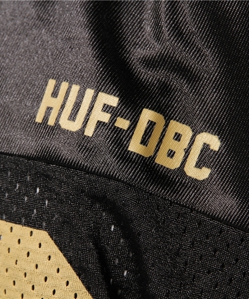 BEAMS(ビームス)の「HUF / HUF X WU-TANG FOOTBALL JERSEY(Tシャツ/カットソー・メンズ・ブラック・MEDIUM/SMALL)」の9枚目の写真