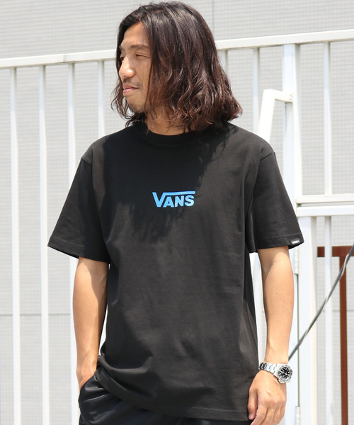 VANS(バンズ)の「VANS/ヴァンズ Small Flying-V Flocky S/S T-Shirt(Tシャツ/カットソー・メンズ・ホワイト/ブラック・M/L/XL)」の6枚目の写真