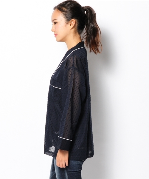 Ray BEAMS(レイビームス)の「SLEEPY JONES / パジャマ シャツ "dot"(シャツ/ブラウス・レディース・ネイビー・ONE SIZE)」の3枚目の写真