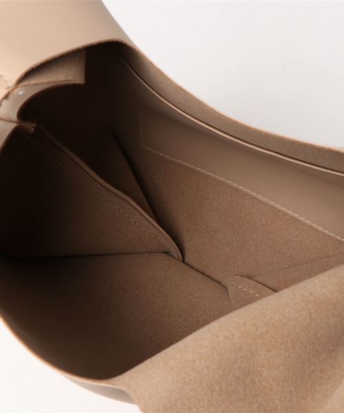 Ciki（シキ）の「レザーマーケットバッグ / 2wayレザーミニハンドバッグ（ハンドバッグ・レディース・ホワイト/ブラック/ベージュ・FREE）」の14枚目の写真