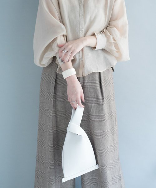 Ciki（シキ）の「レザーマーケットバッグ / 2wayレザーミニハンドバッグ（ハンドバッグ・レディース・ホワイト/ブラック/ベージュ・FREE）」の2枚目の写真