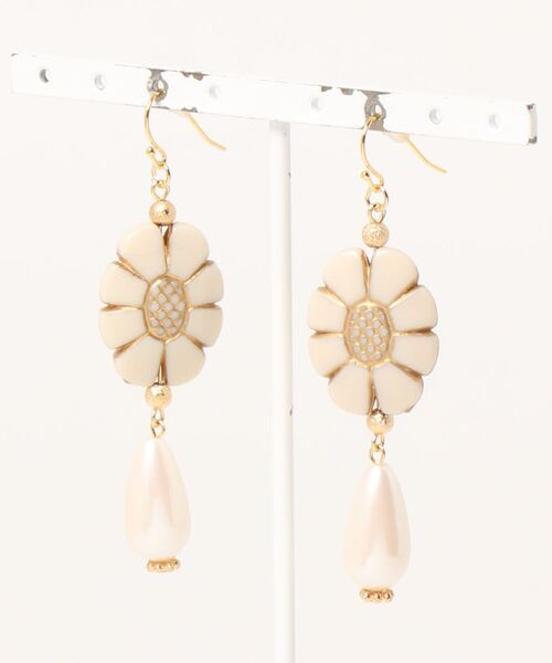 tone（トーン）の「【tschuss(チュース)】レトロ flower&pearl ピアス（ピアス（両耳用）・レディース・ブラック/クリア/ホワイト・FREE）」の2枚目の写真