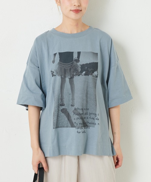 PUAL CE CIN(ピュアルセシン)の「20/OE天竺プリントT(Tシャツ/カットソー・レディース・グレイッシュベージュ/ブルーグレー/ホワイト/オフホワイト・FREE)」の3枚目の写真