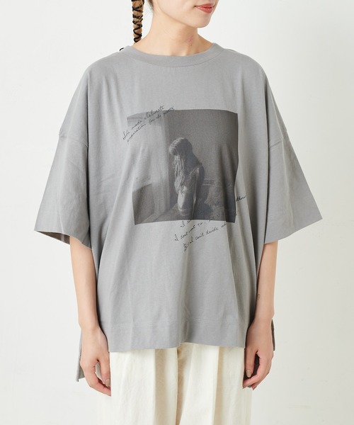 PUAL CE CIN(ピュアルセシン)の「20/OE天竺プリントT(Tシャツ/カットソー・レディース・グレイッシュベージュ/ブルーグレー/ホワイト/オフホワイト・FREE)」の20枚目の写真