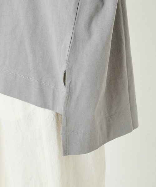 PUAL CE CIN(ピュアルセシン)の「20/OE天竺プリントT(Tシャツ/カットソー・レディース・グレイッシュベージュ/ブルーグレー/ホワイト/オフホワイト・FREE)」の13枚目の写真