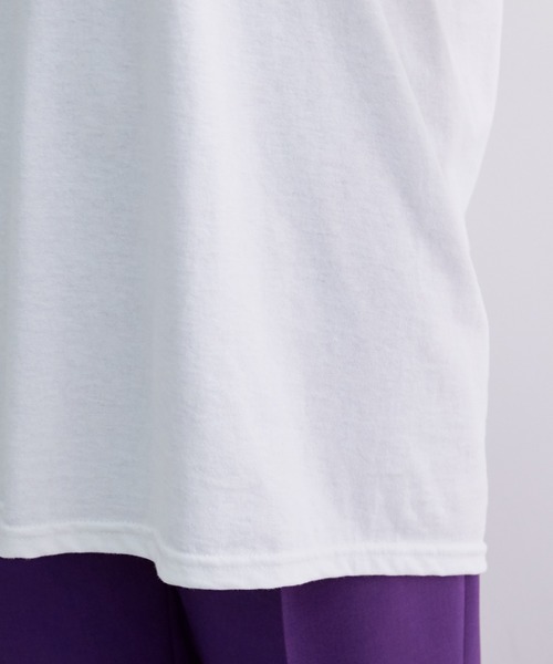 ADAM ET ROPE'（アダムエロペ）の「フォトグラファーＴＥＥ（Tシャツ/カットソー・レディース・ホワイト/ホワイト系その他・FREE）」の8枚目の写真