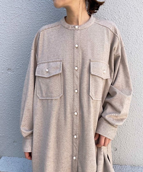 PICCIN(ピッチン)の「パールボタン起毛シャツワンピース(シャツ/ブラウス・レディース・オフホワイト/グレイッシュベージュ・M/L)」の1枚目の写真