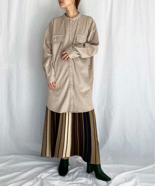 PICCIN(ピッチン)の「パールボタン起毛シャツワンピース(シャツ/ブラウス・レディース・オフホワイト/グレイッシュベージュ・M/L)」の5枚目の写真