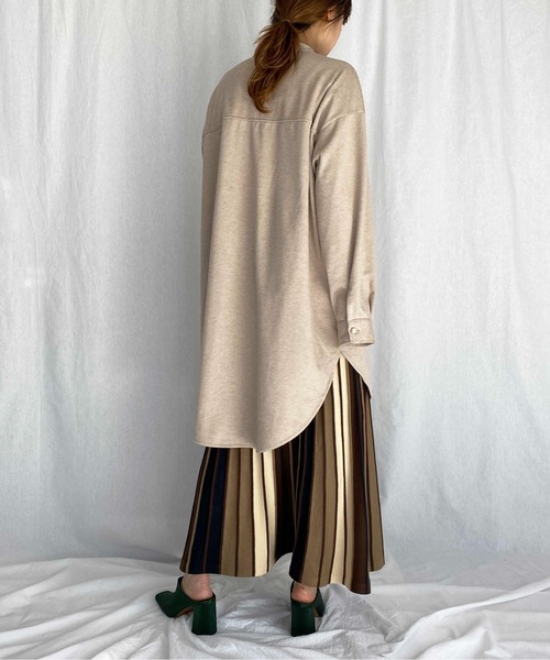 PICCIN(ピッチン)の「パールボタン起毛シャツワンピース(シャツ/ブラウス・レディース・オフホワイト/グレイッシュベージュ・M/L)」の7枚目の写真