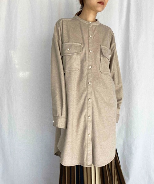 PICCIN(ピッチン)の「パールボタン起毛シャツワンピース(シャツ/ブラウス・レディース・オフホワイト/グレイッシュベージュ・M/L)」の21枚目の写真