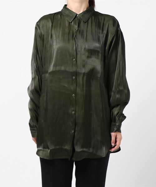 KOBE LETTUCE（コウベレタス）の「サテンオーバーシャツ（シャツ/ブラウス・レディース・ライトベージュ/ベージュ/カーキ/グレー系その他・FREE）」の4枚目の写真