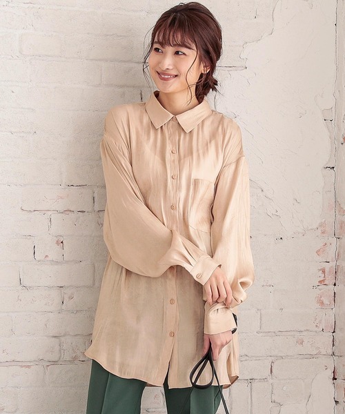 KOBE LETTUCE（コウベレタス）の「サテンオーバーシャツ（シャツ/ブラウス・レディース・ライトベージュ/ベージュ/カーキ/グレー系その他・FREE）」の3枚目の写真