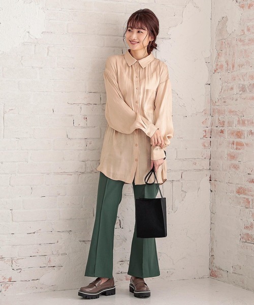 KOBE LETTUCE（コウベレタス）の「サテンオーバーシャツ（シャツ/ブラウス・レディース・ライトベージュ/ベージュ/カーキ/グレー系その他・FREE）」の10枚目の写真