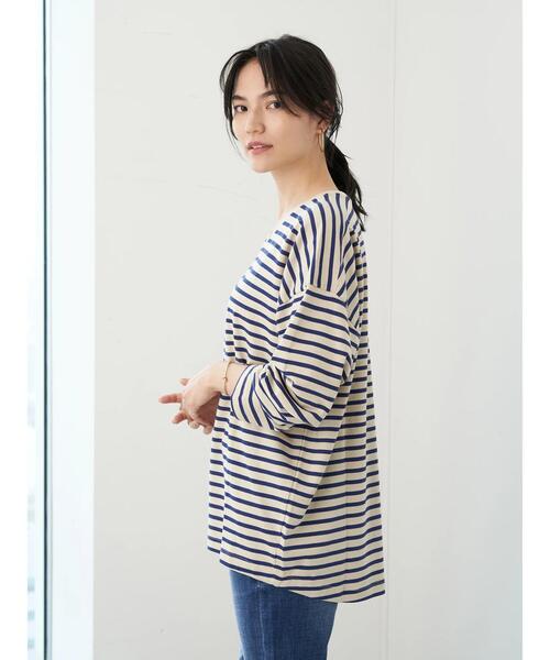 AMERICAN HOLIC(アメリカンホリック)の「Vネックドロップショルダーカットプルオーバー *(Tシャツ/カットソー・レディース・アイボリー/ブラウン/ブラック/オフホワイト・FREE)」の6枚目の写真