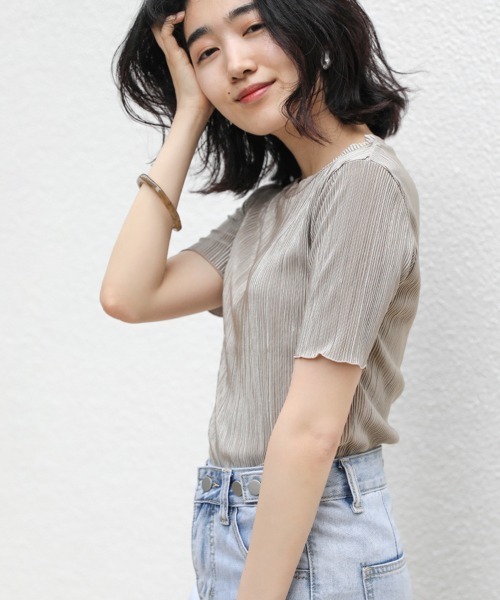 Bab(バブ)の「【WEB限定】セットアップ対応◎シャインプリーツ半袖トップス(シャツ/ブラウス・レディース・アイボリー/グレー系その他/ブラック・38)」の12枚目の写真
