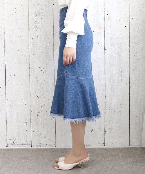 Roomy's（ルーミーズ）の「イレヘムデニムスカート（スカート・レディース・ネイビー・SMALL/MEDIUM）」の8枚目の写真