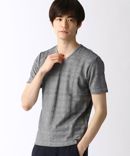 NICOLE CLUB FOR MEN（ニコルクラブフォーメン）の「リンクスチェックVネックカット（Tシャツ/カットソー・メンズ・ボルドー/ホワイト/その他1/ブラック/ネイビー・MEDIUM/X-LARGE/LARGE）」の5枚目の写真