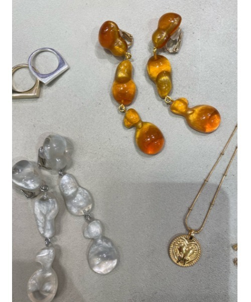 SLY（スライ）の「GLISTENS EARRING イヤリング（イヤリング・レディース・クリア/オレンジ・FREE）」の14枚目の写真