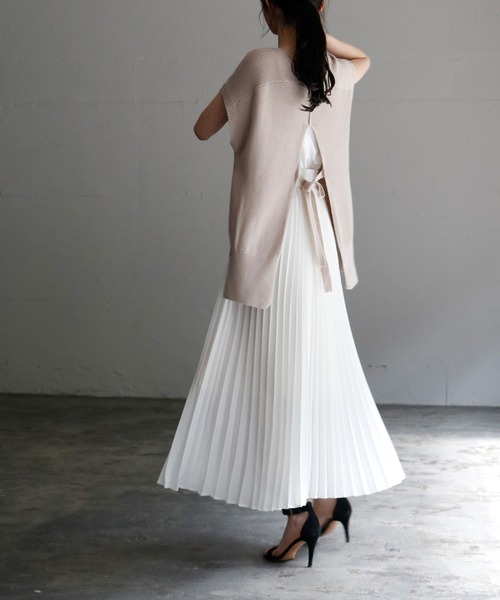 サテンロング丈フレアプリーツスカート