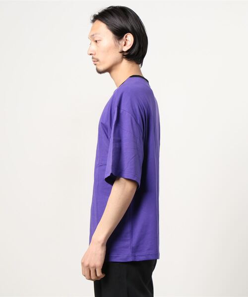 Guess(ゲス)の「∴WEGO/別注GUESSリンガービッグシルエット半袖Tシャツ(Tシャツ/カットソー・メンズ・パープル/ホワイト・LARGE/MEDIUM)」の3枚目の写真