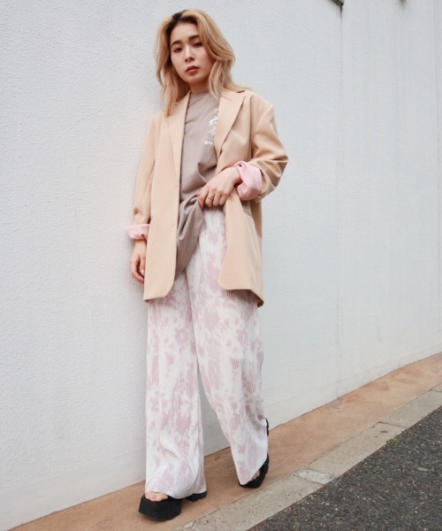 FIG&VIPER(フィグアンドバイパー)の「タイダイプリーツPT(その他パンツ・レディース・ブラック/ピンク/ブルー・FREE)」の11枚目の写真