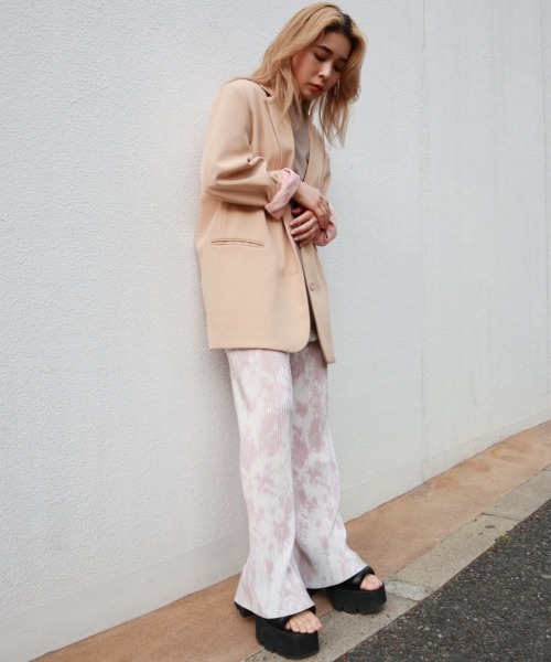 FIG&VIPER(フィグアンドバイパー)の「タイダイプリーツPT(その他パンツ・レディース・ブラック/ピンク/ブルー・FREE)」の6枚目の写真